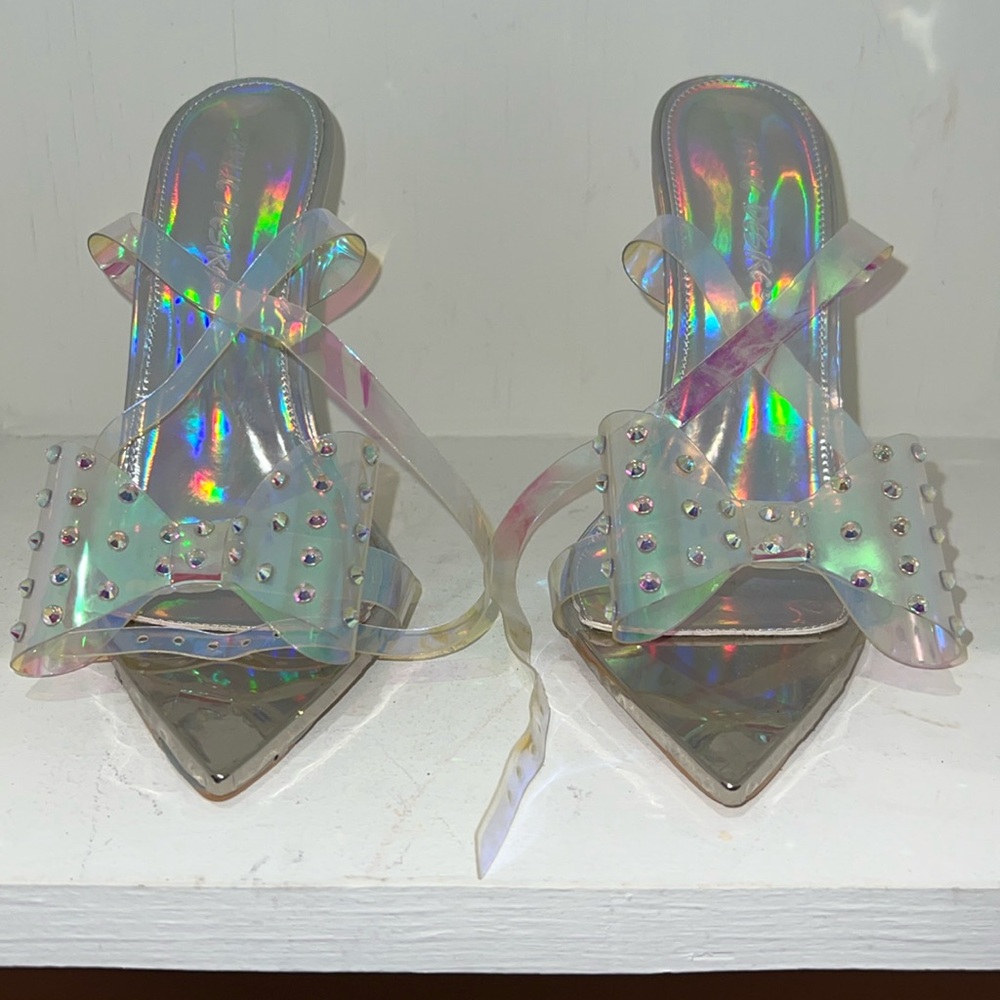 Iridescent Silver Bow High Heels size 5